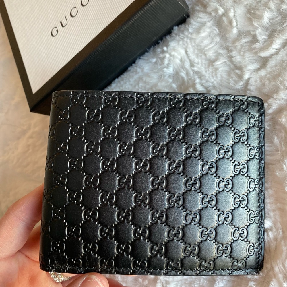 Gucci GG Micro Guccissima Monogram Black Men's Bifold Wallet.